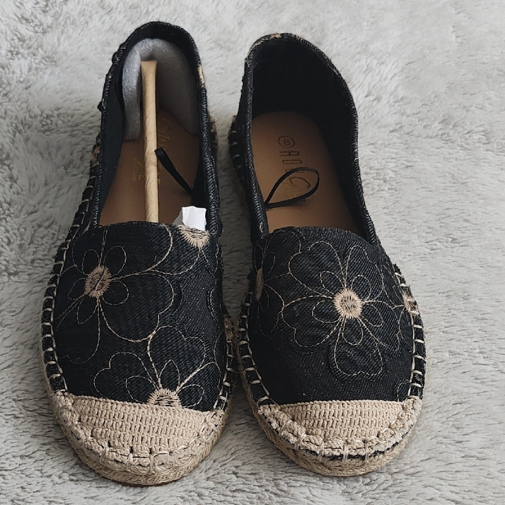 Black Floral Espadrilles